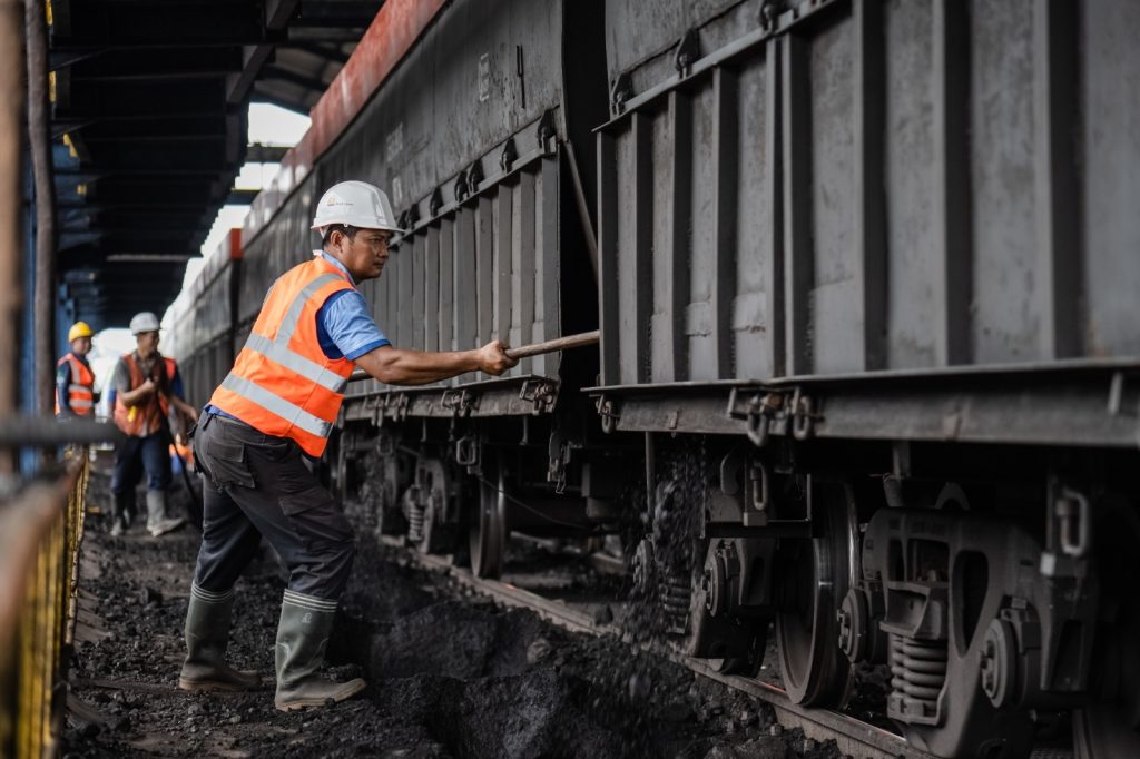 PT Bukit Asam Tbk (PTBA), anggota dari Grup MIND ID, sukses mencatatkan pertumbuhan operasional yang tangguh sepanjang tahun 2025. (Foto: Humas PTBA)