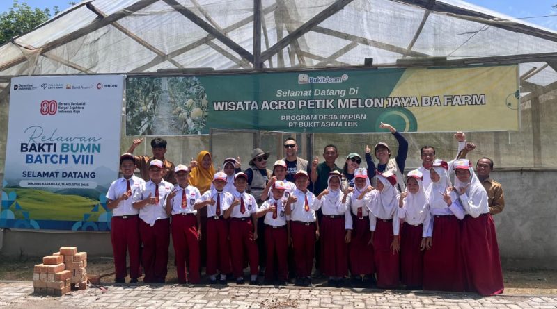 PT Bukit Asam Tbk (PTBA), anggota Holding Industri Pertambangan MIND ID, secara resmi memberikan dukungannya terhadap produksi film dokumenter bertajuk "The Mind Journey: For Indonesia and The World", Selasa (7/4/2026). (Foto: Humas PTBA)