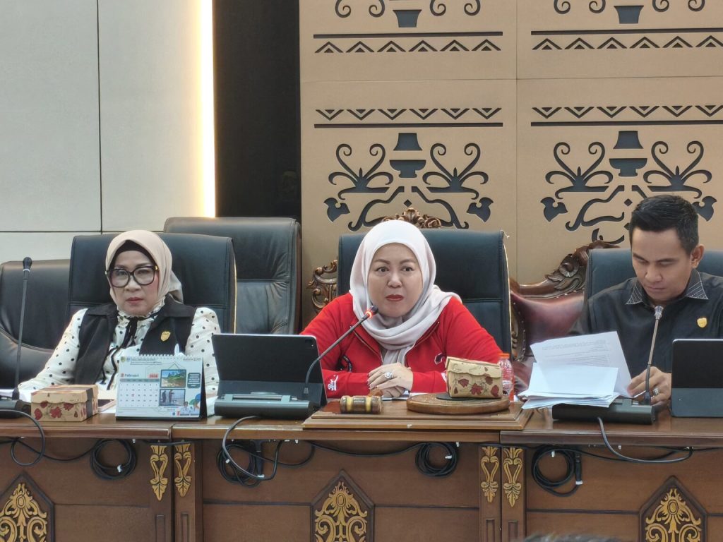 Dewan Perwakilan Rakyat Daerah (DPRD) Kabupaten Barito Utara menggelar Rapat Dengar Pendapat (RDP) penting pada Rabu (8/4/2026). Pertemuan ini fokus membahas pelaksanaan Program Strategis Nasional Makanan Bergizi Gratis (MBG) dan Koperasi Merah Putih. (Foto: IST)