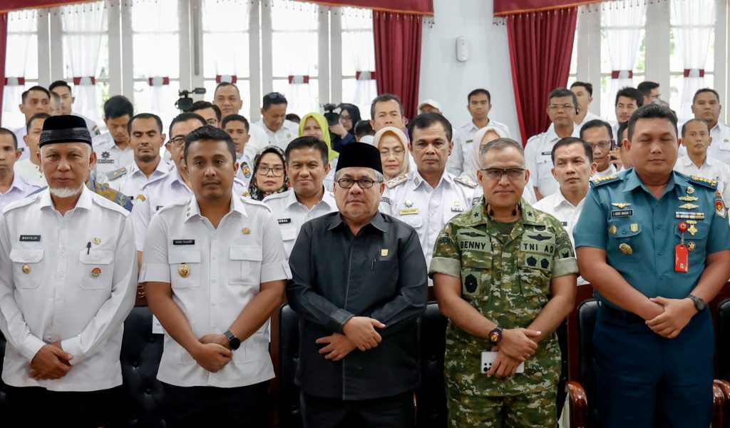 DPRD Provinsi Sumatera Barat berkomitmen penuh mengawal penyusunan Rencana Kerja Pemerintah Daerah (RKPD) Tahun 2027. Langkah ini diambil di tengah tekanan anggaran nasional dan besarnya kebutuhan dana untuk pemulihan pascabencana di ranah Minang, Rabu (8/4/2026). (Foto: IST)