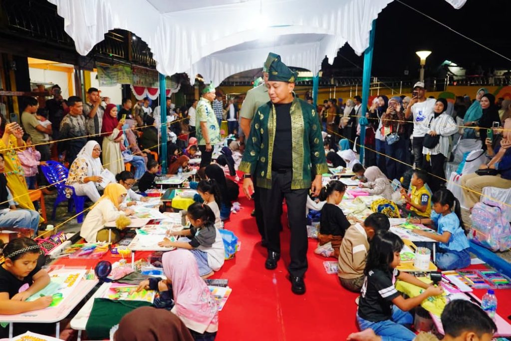 Polda Riau sukses menggelar Festival Seni Konservasi bertajuk “Panggung Gajah” di kawasan bersejarah Rumah Tuan Kadi, Sabtu malam (11/4/2026). (Foto: Humas Polda Riau)