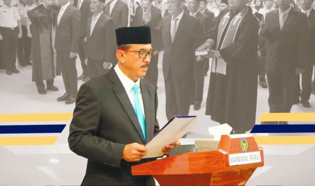 Kantor Wilayah Direktorat Jenderal Pemasyarakatan (Kanwil Ditjenpas) Riau resmi melaksanakan pelantikan dan pengambilan sumpah jabatan bagi sejumlah Pejabat Manajerial. Agenda penting ini berlangsung khidmat di lingkungan Kanwil Ditjenpas Riau pada Sabtu (11/4/2026). (Foto: Humas Dirjenpas Riau)