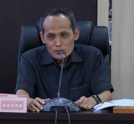 Wakil Ketua Komisi III DPRD Sumbar, Mochklasin, menegaskan bahwa sejumlah sektor baru kini menjadi fokus utama. Sektor tersebut meliputi Pajak Alat Berat, Pajak Mineral Bukan Logam dan Batuan, hingga restrukturisasi Badan Usaha Milik Daerah (BUMD). (Foto: IST/Novrianto)