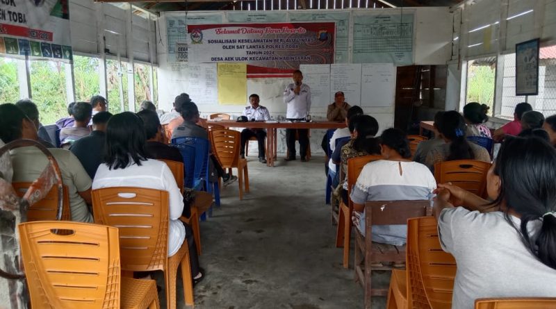 Pemerintah Desa Aek Ulok, Kecamatan Habinsaran, sukses menggelar Sosialisasi Peraturan Bupati (Perbup) Toba sekaligus Musyawarah Desa (MusDes) Penetapan APBDes Tahun Anggaran 2026. Kegiatan ini berlangsung khidmat di Balai Desa Aek Ulok pada Rabu (15/04/2026). (Foto: IST/Dochmerson Simarmata)