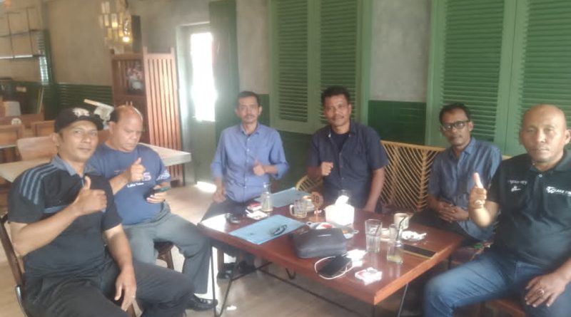 Badan Khusus Pengembangan Pembangunan Kawasan Danau Toba DPP Gabpeknas (PPKDT Gabpeknas) menyatakan dukungan resmi terhadap berdirinya Solidaritas Pers Indonesia (SPI) Kabupaten Toba, Kamis (16/4/2026). (Foto: IST/Dochmerson Simarmata)