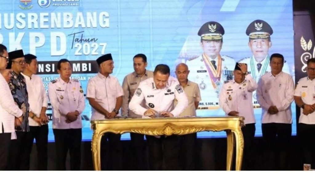 Wali Kota Sungai Penuh, Alfin, S.H., menghadiri Musyawarah Perencanaan Pembangunan Rencana Kerja Pemerintah Daerah (Musrenbang RKPD) Provinsi Jambi Tahun 2027. Acara ini berlangsung di Auditorium Rumah Dinas Gubernur Jambi, Rabu (15/4/2026). (Foto: Diskominfosta Sungai Penuh)