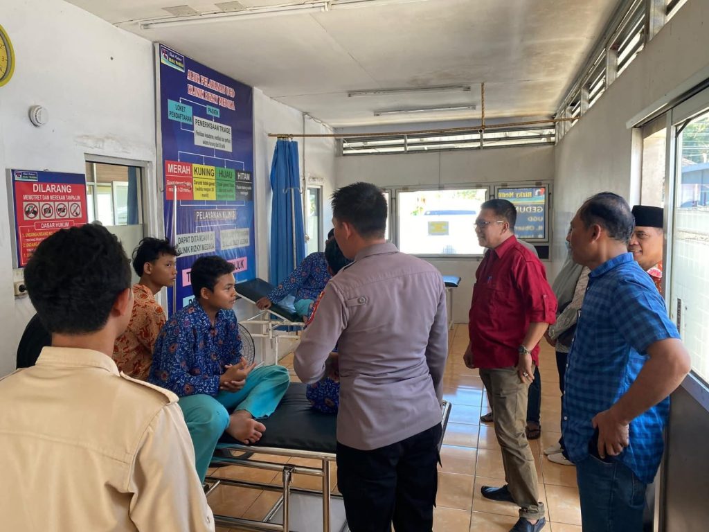Program Makanan Bergizi Gratis (MBG) di SMP Negeri 03 Kembang Seri, Bengkulu Tengah, mendadak jadi sorotan publik. Sebanyak tujuh siswa dilaporkan mengalami gejala mual dan pusing usai menyantap menu makan siang sekolah pada Kamis (23/4/2026). (Foto: IST/Dewi Yulianti)