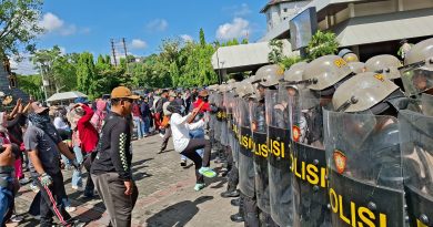Kepolisian Daerah (Polda) Jawa Tengah kembali mengasah kesiapan personel dalam menghadapi situasi kontijensi. Latihan Unit Negosiator digelar secara intensif di halaman Kantor Gubernur Jawa Tengah pada Jumat (24/4/2026). (Foto: Humas Polda Jateng)