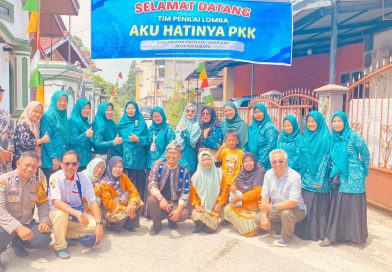 Kelurahan Rintis, Kecamatan Limapuluh, Kota Pekanbaru, resmi menjadi lokasi penilaian lomba “Aku Hatinya PKK” pada Jumat (24/4/2026). Kegiatan ini bertujuan mengevaluasi program kerja sekaligus memotivasi para kader sebagai mitra strategis pemerintah. (Foto: Ketua LPM Kelurahan Rintis)