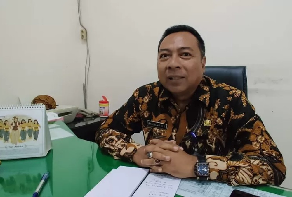 Kepala Disdikbud Kabupaten Batang, Bambang Suryantoro Sudibyo, memaparkan data sementara yang cukup memprihatinkan. Tercatat sebanyak 551 siswa SD, sekitar 1.400-an siswa SMP, dan 1.145 siswa SMA/SMK di wilayah tersebut tidak lagi melanjutkan pendidikannya. (Foto: Pemkab Batang)