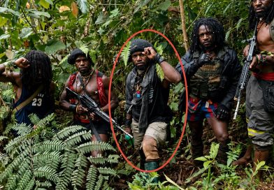 Komando Operasi (Koops) TNI Habema melaporkan telah melakukan penindakan tegas terhadap Jeki Murib, Komandan Operasi (Danops) Kepala Air OPM Kodap XVIII/Ilaga. Operasi ini berlangsung di Kampung Pinapa, Distrik Omukia, Kabupaten Puncak, pada 20 April 2026, Selasa (28/4/2026). (Foto: Puspen TNI)