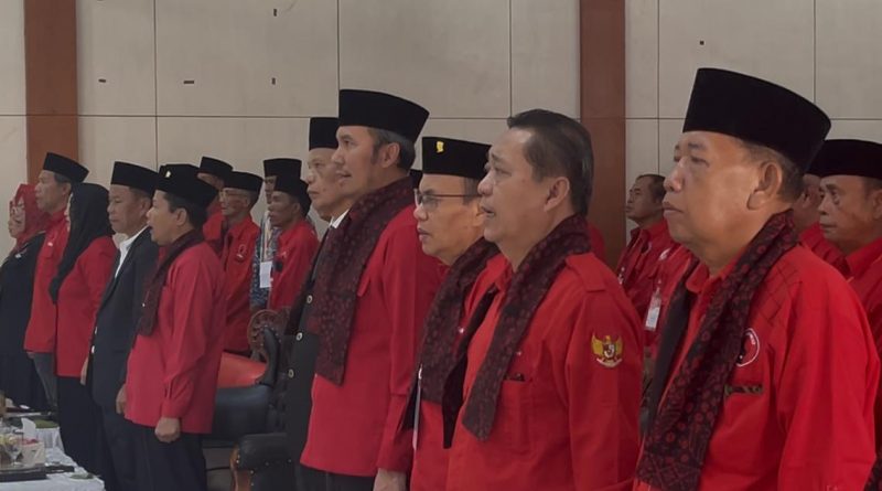 Dewan Pimpinan Cabang (DPC) PDI Perjuangan Kota Sungai Penuh sukses menggelar Musyawarah Ranting Cabang (Musrancab) pada Sabtu (2/5/2026). Kegiatan ini dirangkai dengan pengukuhan Pengurus Anak Cabang (PAC) PDI Perjuangan di seluruh wilayah Kota Sungai Penuh. (Foto: IST/Dewi Yulianti)