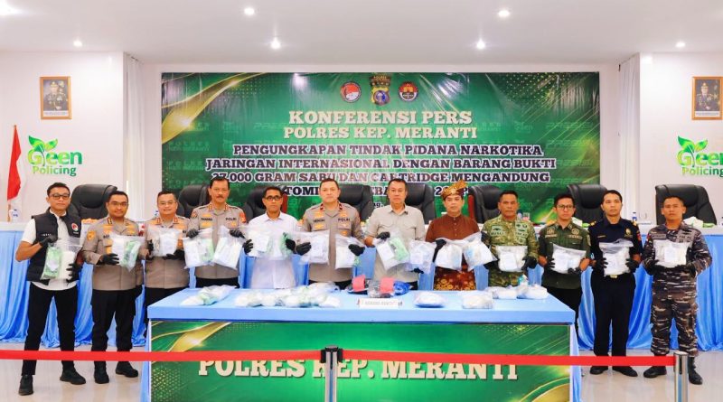 Jajaran Satresnarkoba Polres Kepulauan Meranti bersama Polda Riau berhasil menggagalkan penyelundupan narkotika jaringan internasional asal Malaysia. Operasi ini dilakukan di perairan Selat Akar, Kabupaten Kepulauan Meranti, pada Sabtu (2/5/2026). (Foto: Humas Polda Riau)