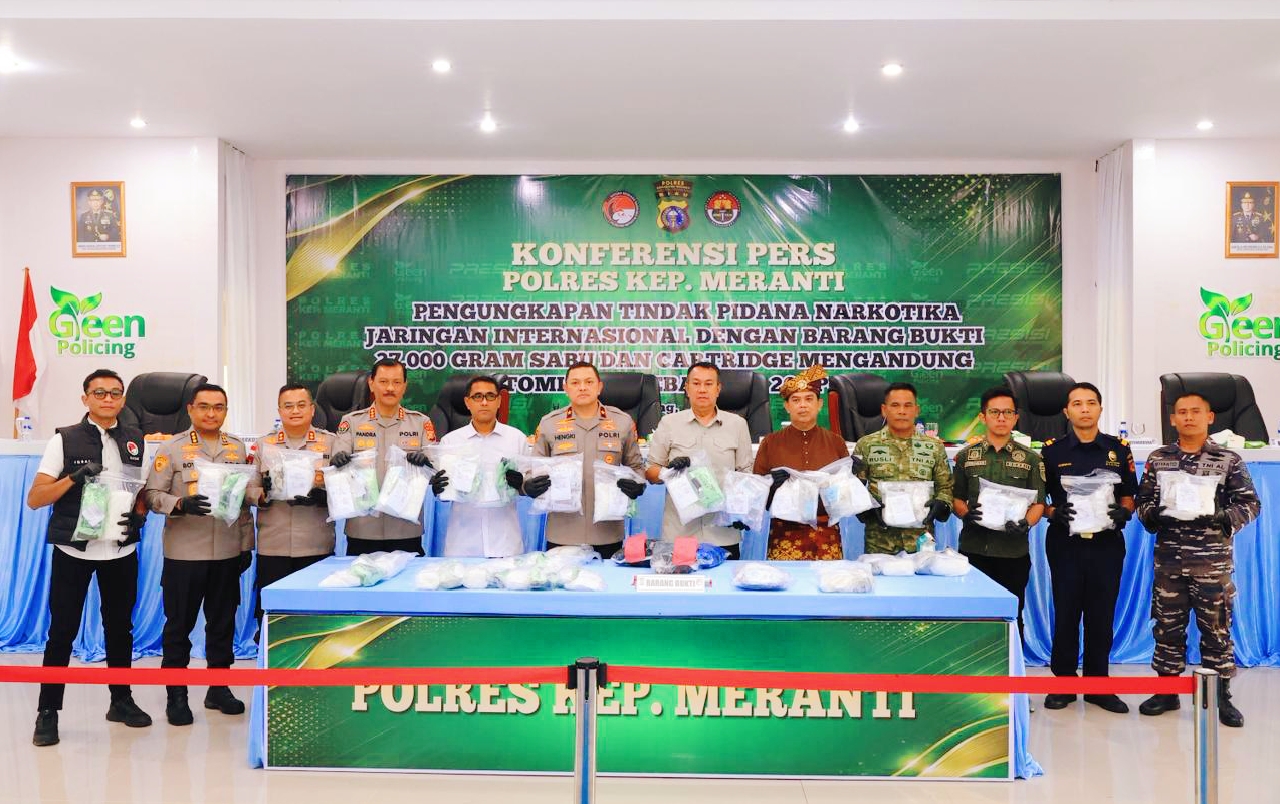 Jajaran Satresnarkoba Polres Kepulauan Meranti bersama Polda Riau berhasil menggagalkan penyelundupan narkotika jaringan internasional asal Malaysia. Operasi ini dilakukan di perairan Selat Akar, Kabupaten Kepulauan Meranti, pada Sabtu (2/5/2026). (Foto: Humas Polda Riau)