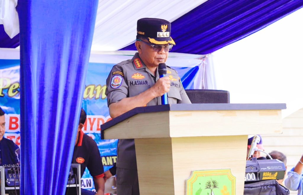 Bupati Kepulauan Meranti, AKBP (Purn) H. Asmar, menyampaikan apresiasi dan penghargaan setinggi-tingginya kepada Kapolres Kepulauan Meranti, AKBP Aldi Alfa Faroqi, beserta jajarannya. Penghargaan ini diberikan atas keberhasilan kepolisian menggagalkan peredaran narkoba dalam jumlah besar, Sabtu (2/5/2027). (Foto: Humas Bupati Kepulauan Meranti)