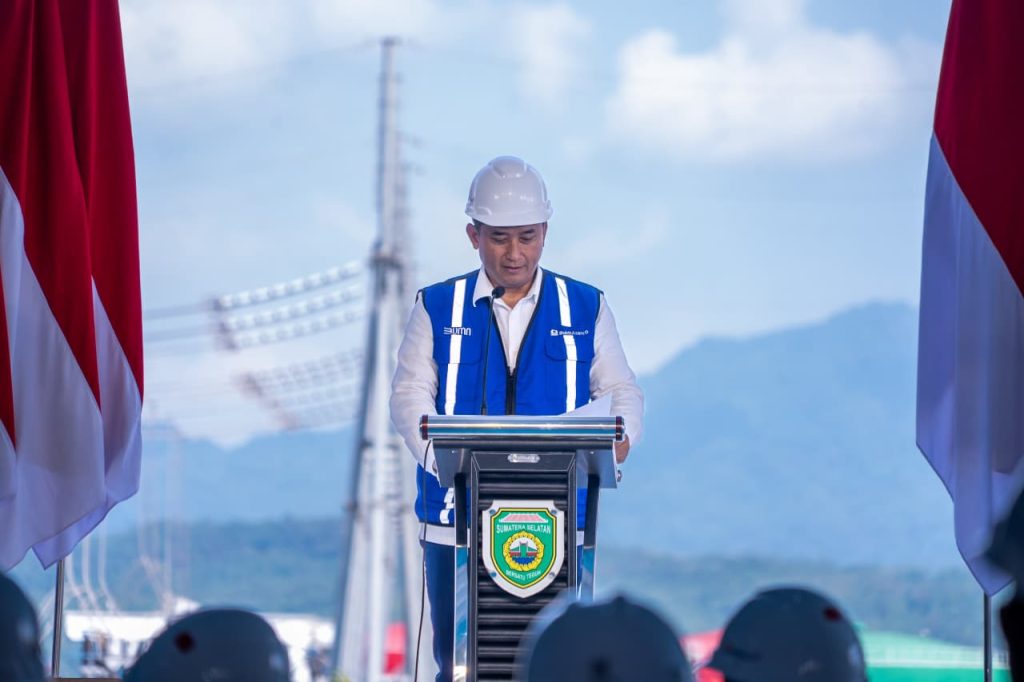 Komisaris Utama MIND ID, Fuad Bawazier, menegaskan bahwa manfaat hilirisasi ini mencakup aspek materiil (tangible) maupun non-materiil (intangible), Kamis (29/04/2026). (Foto: Humas PTBA)