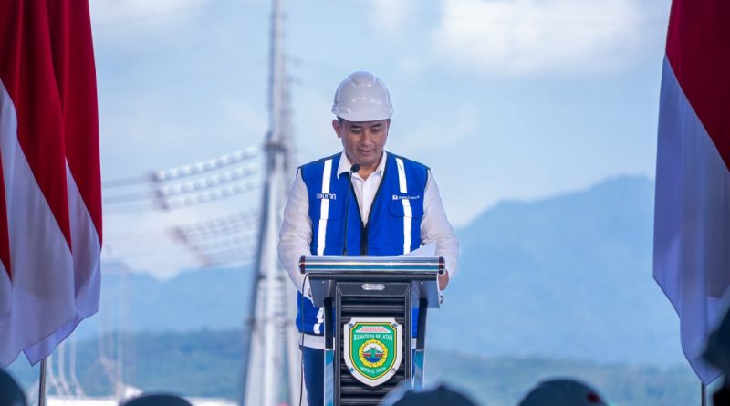 Komisaris Utama MIND ID, Fuad Bawazier, menegaskan bahwa manfaat hilirisasi ini mencakup aspek materiil (tangible) maupun non-materiil (intangible), Kamis (29/04/2026). (Foto: Humas PTBA)