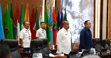 Dewan Perwakilan Rakyat Daerah (DPRD) Provinsi Sumatera Barat secara resmi menetapkan usul prakarsa terhadap Rancangan Peraturan Daerah (Ranperda) tentang Penyelenggaraan Pendidikan. Rapat paripurna ini berlangsung di ruang sidang utama Kantor DPRD Sumbar pada Rabu (6/5/2026). (Foto: IST/Novrianto)