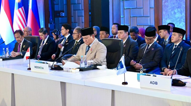 Presiden RI Prabowo Subianto menunjukkan taring kepemimpinan diplomatiknya dalam KTT Khusus BIMP-EAGA di Cebu, Filipina, Kamis (7/5/2026). Di hadapan para pemimpin kawasan, Prabowo menegaskan posisi Indonesia sebagai penggerak utama transisi energi di Asia Tenggara. (Foto: Setkab RI)