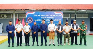 Ketua Umum Dewan Pimpinan Harian Lembaga Adat Melayu Riau (LAMR) Kabupaten Kepulauan Meranti, Datuk Seri Afrizal Cik, hadir langsung untuk memberikan nasihat adat kepada para warga binaan, Jum'at (8/5/2026). (Foto: Humas LAMR Kepulauan Meranti)