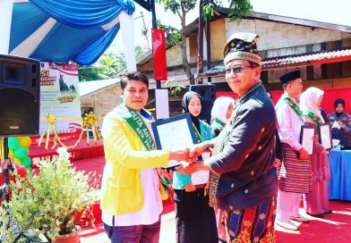 Panglima Besar Hulubalang Datuk Muhammad Nasir hadir mewakili Ketua Lembaga Adat Melayu Riau (LAMR) Kota Pekanbaru dalam acara Kampung Tangguh Anti Narkoba ke-III di wilayah Meranti Pandak, Rumbai, Sabtu (9/5/2026). (Foto: Humas Hulubalang LAMR Riau)