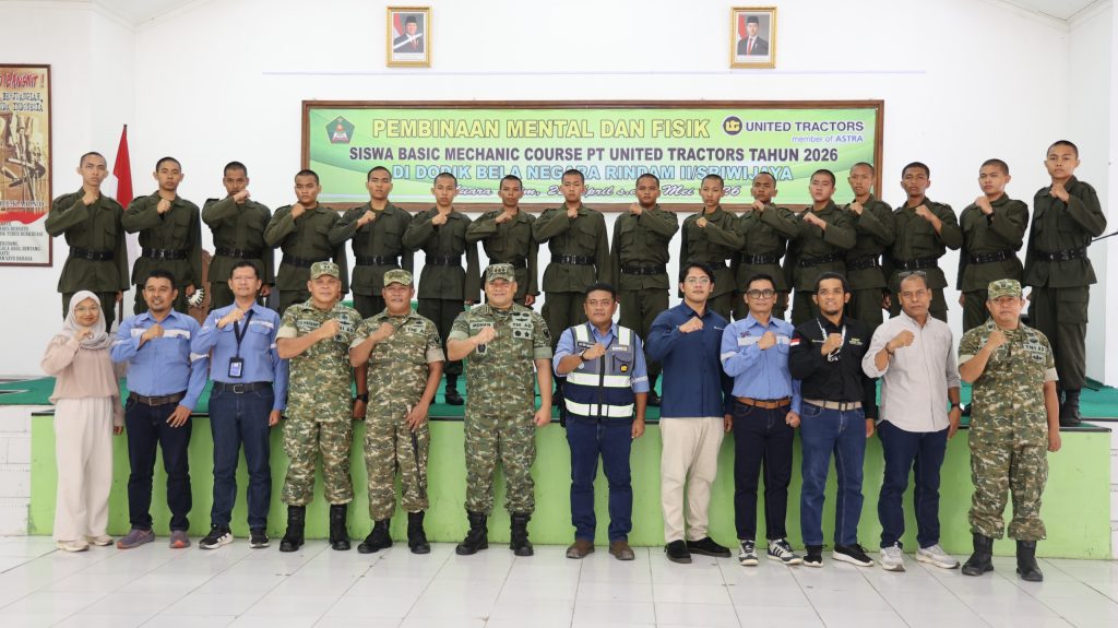 PT Bukit Asam (Persero) Tbk (PTBA), anggota Holding Industri Pertambangan MIND ID, resmi menutup kegiatan Pembinaan Mental dan Fisik (Bintalsik) bagi siswa Basic Mechanic Course Ring 1. Kegiatan ini dilaksanakan di Rindam II/Sriwijaya pada Senin (11/5/2026). (Foto: Humas PTBA)