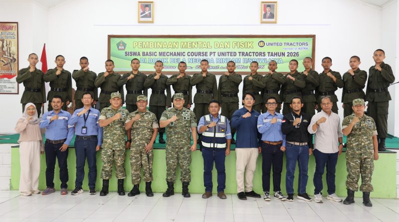 PT Bukit Asam (Persero) Tbk (PTBA), anggota Holding Industri Pertambangan MIND ID, resmi menutup kegiatan Pembinaan Mental dan Fisik (Bintalsik) bagi siswa Basic Mechanic Course Ring 1. Kegiatan ini dilaksanakan di Rindam II/Sriwijaya pada Senin (11/5/2026). (Foto: Humas PTBA)