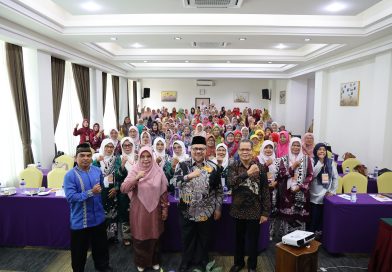 Ketua DPRD Provinsi Sumatera Barat, Muhidi, berkomitmen kuat untuk mendorong alokasi anggaran bagi lembaga adat secara berkelanjutan setiap tahun. Penguatan finansial ini salah satunya akan difokuskan bagi organisasi perempuan adat, Bundo Kanduang. (Foto: IST/Novrianto)