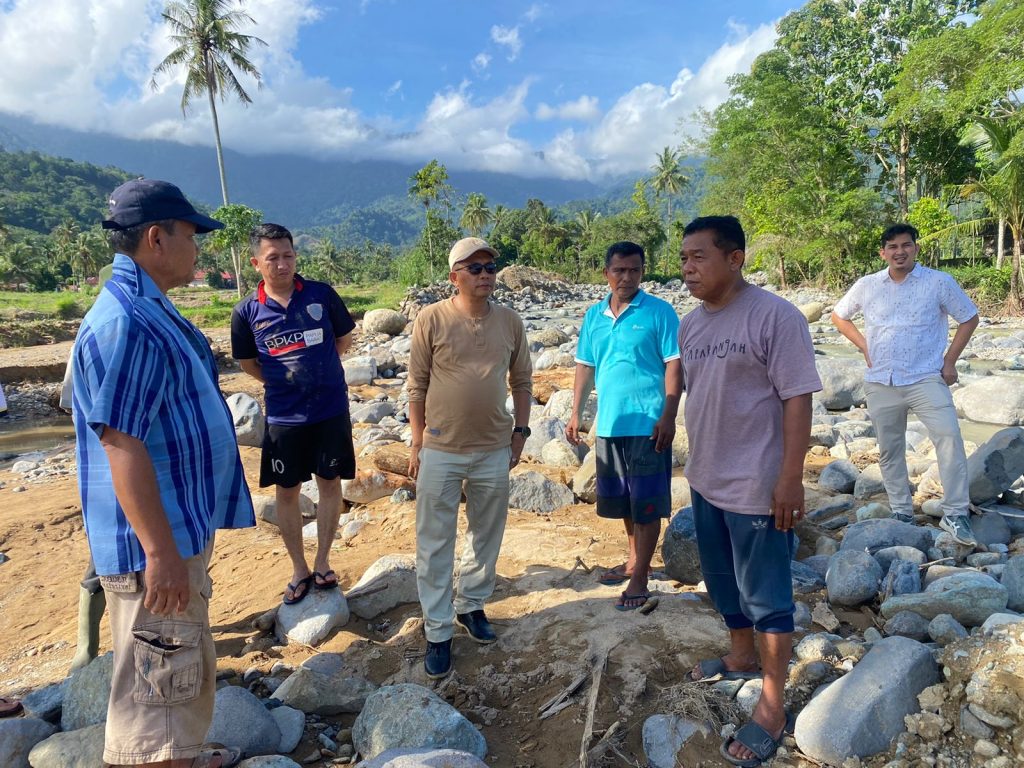 Keesokan harinya, Jumat (22/5/2026), Evi Yandri kembali menyambangi lokasi bencana. (Foto: IST/Novrianto)