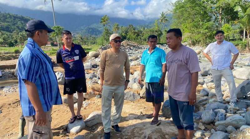 Keesokan harinya, Jumat (22/5/2026), Evi Yandri kembali menyambangi lokasi bencana. (Foto: IST/Novrianto)