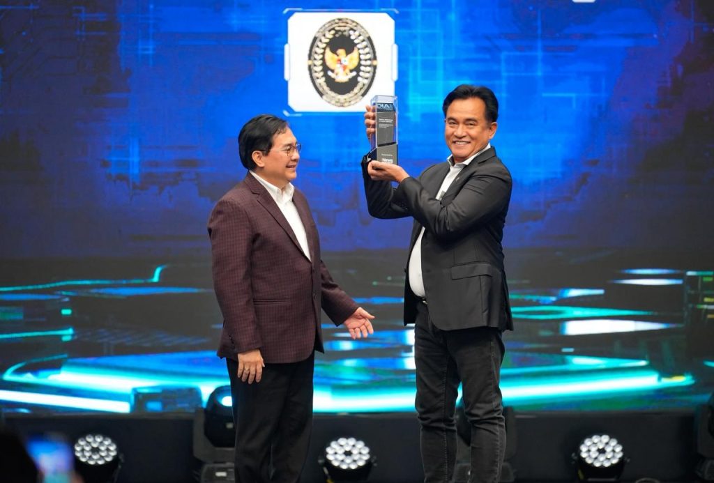 ementerian Koordinator Bidang Hukum, Hak Asasi Manusia, Imigrasi, dan Pemasyarakatan (Kemenko Kumham Imipas) meraih penghargaan kategori Best Integrated Digital Innovation for Public Service dalam ajang Digital Innovation Awards 2026, Jumat (22/5/2026) malam. (Foto: Kemenko Kumham Imipas)