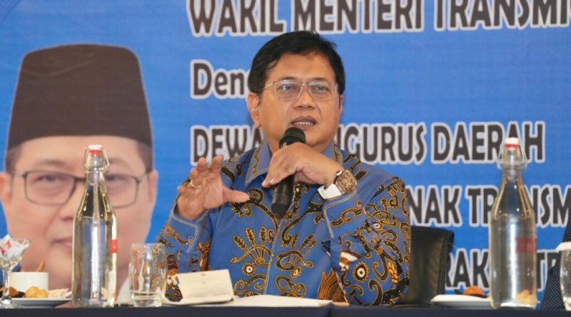 Wakil Menteri Transmigrasi (Wamen Trans), Viva Yoga Mauladi, menjelaskan bahwa program Trans Tuntas dirancang secara modern untuk memetakan dan menyediakan data pertanahan secara digital, Sabtu (23/5/2026). (Foto: Kementrans)