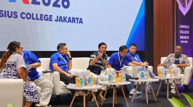 Wakil Menteri Kesehatan (Wamenkes), Dante Saksono Harbuwono, mengungkapkan temuan mengejutkan bahwa kasus diabetes tipe 2 kian marak ditemukan pada usia remaja dalam acara Canisius Health Expo 2026 di Kolese Kanisius, Jakarta, Minggu (24/5/2026). (Foto: Kemenkes RI)