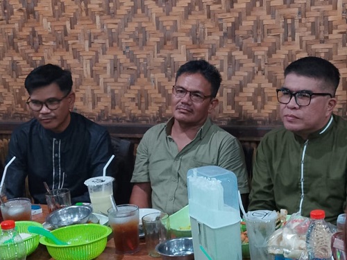 Direktorat Jenderal Administrasi Hukum Umum (Ditjen AHU) Kementerian Hukum RI resmi mencatatkan Perkumpulan Wartawan (Pewarta) Kabupaten Barito Utara sebagai organisasi berbadan hukum. (Foto: IST/Carli Silitonga)