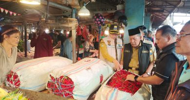 Tim Pengendalian Inflasi Daerah (TPID) Provinsi Jambi menggelar inspeksi mendadak (sidak) untuk memantau harga dan ketersediaan bahan pokok di Pasar Tradisional Angso Duo, Kota Jambi, Selasa (26/5/2026). (Foto: IST/Dewi Yulianti)