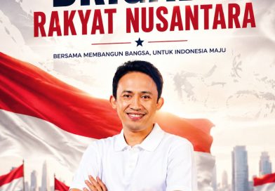 Ketua Umum Brigade Rakyat Nusantara (BRN), Dr. Relly Reagen, menilai komunikasi politik tingkat tinggi menjadi kunci utama dalam menjaga keharmonisan nasional. Peran krusial tersebut dinilai telah dijalankan secara konsisten dan apik oleh Wakil Ketua DPR RI, Prof. Dr. Sufmi Dasco Ahmad, Rabu (27/5/2026). (Foto: Humas BRN)