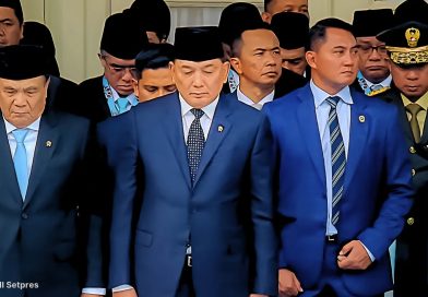 Menteri Koordinator Bidang Politik dan Keamanan (Menko Polkam), Jenderal TNI (Purn.) Djamari Chaniago, menghadiri Upacara Peringatan Hari Lahir Pancasila Tahun 2026 di Gedung Pancasila, Kementerian Luar Negeri, Jakarta, Senin (1/6/2026). (Foto: Kemenko Polkam RI)