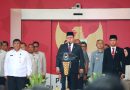 Pelaksana Tugas (Plt.) Deputi Bidang Koordinasi Hak Asasi Manusia Kementerian Koordinator Bidang Hukum, Hak Asasi Manusia, Imigrasi, dan Pemasyarakatan (Kemenko Kumham Imipas), Fitra Arsil, bertindak sebagai inspektur upacara dalam Peringatan Hari Lahir Pancasila Tahun 2026 di Lapangan Kementerian Hukum, Jakarta, Senin (1/6/2026). (Foto: Kemenko Kumham Imipas RI)