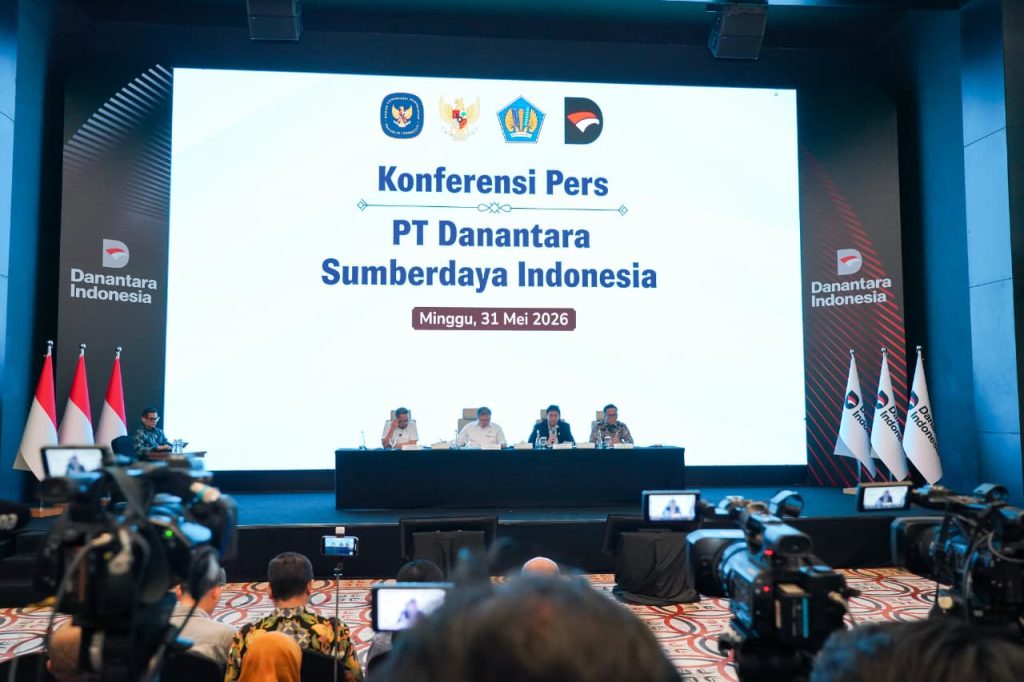 Pemerintah resmi mematangkan kesiapan operasional PT Danantara Sumberdaya Indonesia (DSI) sebagai BUMN Ekspor satu pintu untuk komoditas Sumber Daya Alam (SDA) strategis, Minggu (31/5/2026). (Foto: Kemenko Perekonomian RI)