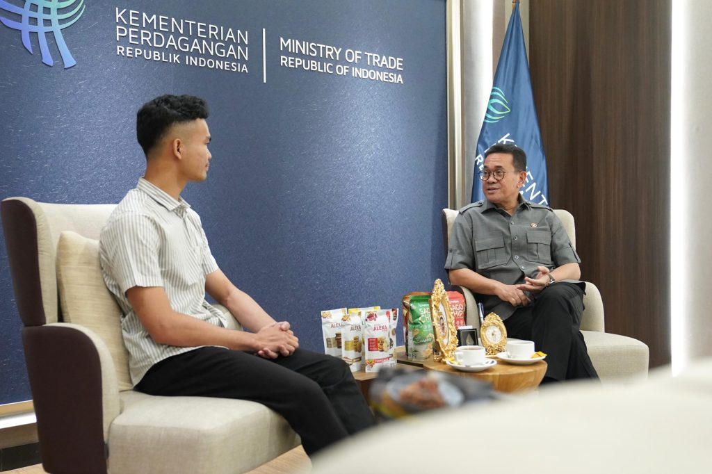 Menteri Perdagangan RI, Budi Santoso, menerima kunjungan kehormatan dari perwakilan Export Tani Nusantara Institut Pertanian Bogor (IPB) di Kantor Kementerian Perdagangan, Jakarta, Selasa (2/6/2026). (Foto: Kemendag RI)