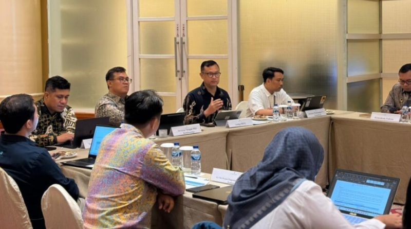 Kementerian Koordinator Bidang Politik dan Keamanan (Kemenko Polkam) bergerak taktis dalam memerangi ekosistem judi online di tanah air yang diwujudkan melalui gelaran Rapat Koordinasi Pembahasan Penguatan Regulasi Pengentasan Konten Negatif Perjudian Daring di Jakarta, Rabu (3/6/2026). (Foto: Kemenko Polkam RI)
