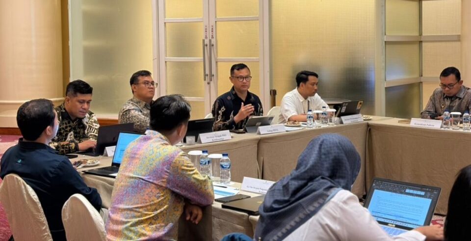 Kementerian Koordinator Bidang Politik dan Keamanan (Kemenko Polkam) bergerak taktis dalam memerangi ekosistem judi online di tanah air yang diwujudkan melalui gelaran Rapat Koordinasi Pembahasan Penguatan Regulasi Pengentasan Konten Negatif Perjudian Daring di Jakarta, Rabu (3/6/2026). (Foto: Kemenko Polkam RI)