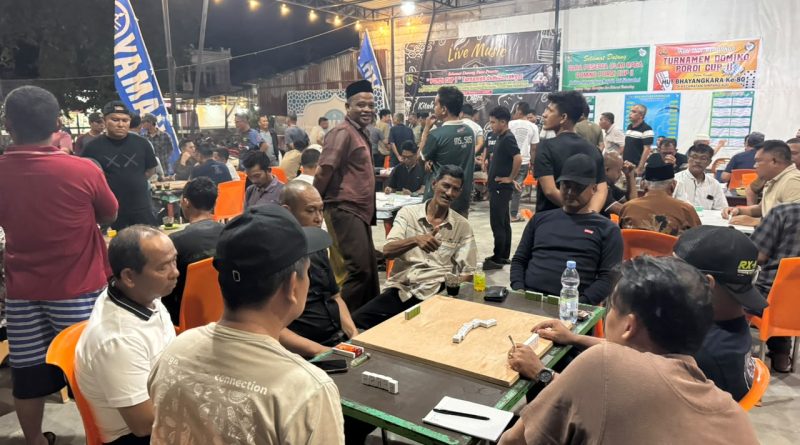 Meriahkan Hari Ulang Tahun (HUT) Bhayangkara ke-80, Turnamen Domino PORDI Cup II yang digelar di Gedung Sekretariat Persatuan Olahraga Domino Indonesia (PORDI) Kota Subulussalam Desa Subulussalam Utara, Kecamatan Simpang Kiri, Sabtu (6/6/2026) malam. (Foto: IST/M. Akbar)