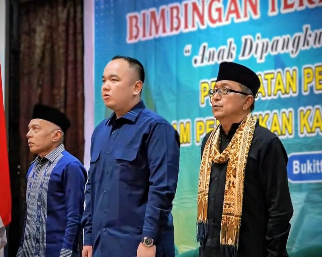 Wakil Ketua DPRD Provinsi Sumatera Barat, Nanda Satria, hadir langsung menjadi narasumber utama dalam kegiatan Bimbingan Teknis (Bimtek) Bundo Kanduang di Bukittinggi, Minggu (7/6/2026). (Foto: IST/Novrianto)