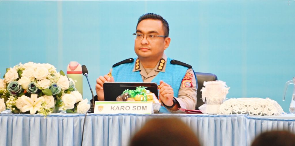 Karo SDM Polda Riau, Kombes Pol Dr. Boy Jeckson Situmorang, S.H., S.I.K., M.H. (Foto: Humas Polda Riau)