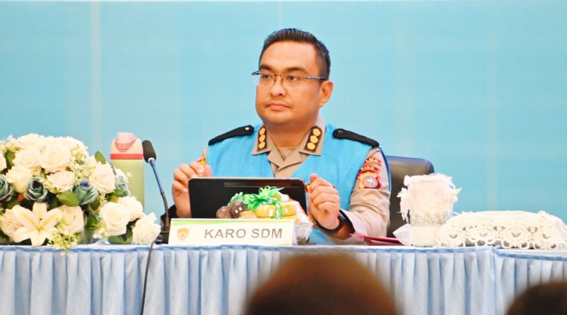 Karo SDM Polda Riau, Kombes Pol Dr. Boy Jeckson Situmorang, S.H., S.I.K., M.H. (Foto: Humas Polda Riau)