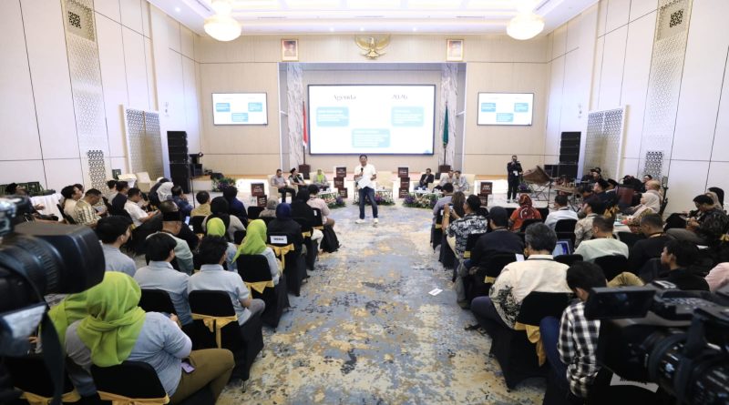 Abu Rokhmad dalam forum Bimas Islam Talks: Peaceful Muharam 1448 H di Jakarta, Kamis (11/6/2026). (Foto: Kemenag RI)