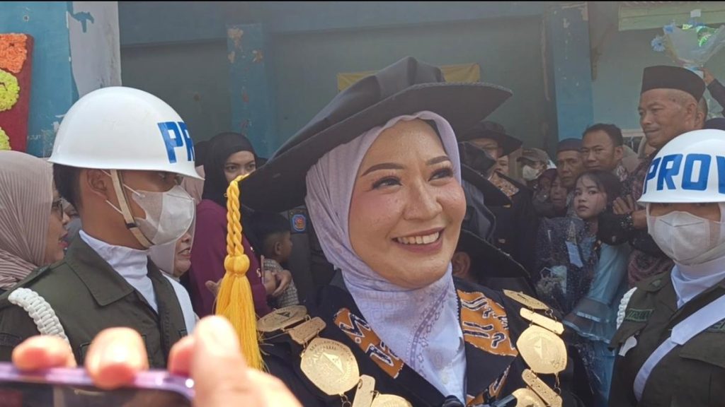 Ketua STIE Sakti Alam Kerinci, Dona Elvia Desi, S.E., M.M. (Foto: IST/Dewi Yulianti)
