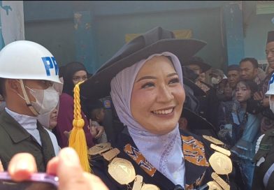 Ketua STIE Sakti Alam Kerinci, Dona Elvia Desi, S.E., M.M. (Foto: IST/Dewi Yulianti)