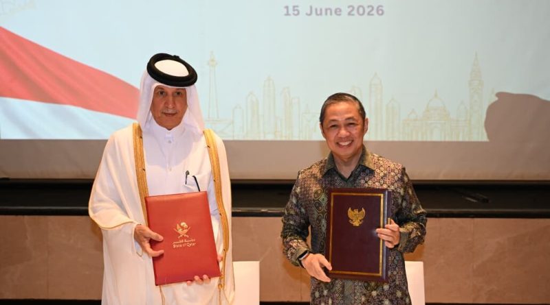 Wakil Menteri Luar Negeri RI, Y.M. Muhammad Anis Matta, bersama Menteri Negara Urusan Luar Negeri Negara Qatar, Y.M. Sultan bin Saad bin Sultan Al Muraikhi menggelar Konsultasi Politik Pertama antara Republik Indonesia dan Negara Qatar yang diselenggarakan di Jakarta, Senin (15/6/2026). (Foto: Kemlu RI)